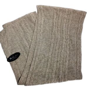 Caroline Grace Cashmere Scarf Tan Oatmeal Cableknit Fine Knit Heritage Old Money